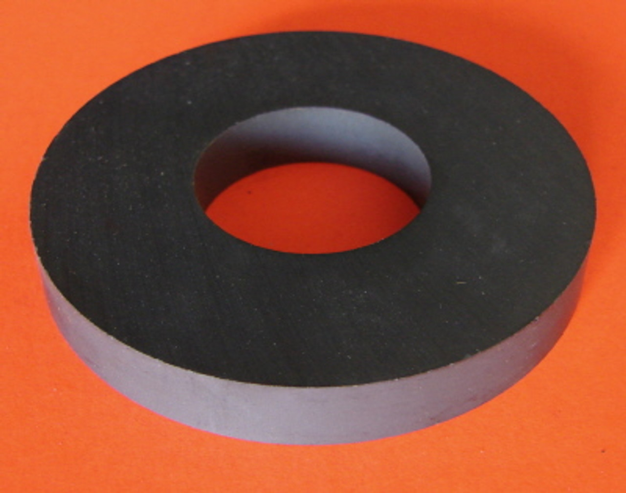 Ceramic Ring Magnets 90mm OD x 45mm ID x 16mm