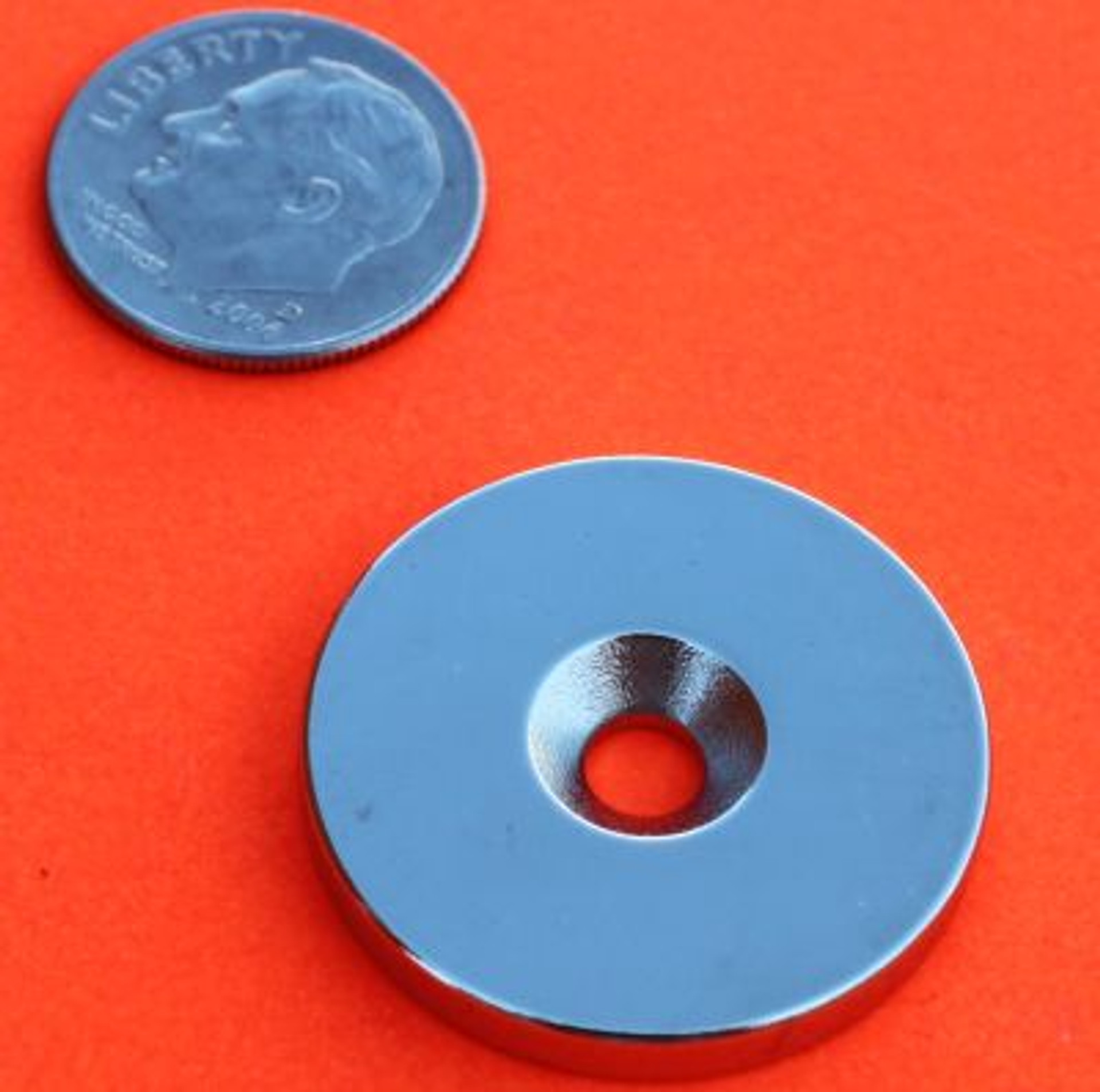 Strong N52 Neodymium 1 in x 1/8 in w/Countersunk Hole Disc