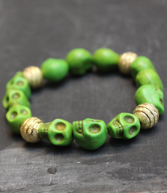 Green howlite Skull bracelet