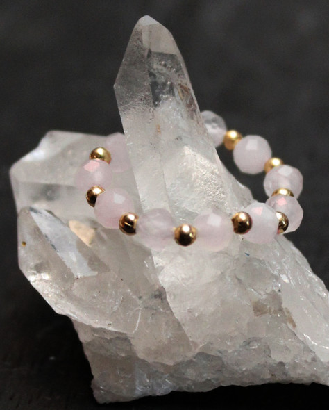 Faceted Rose Quartz 4 mm stretch Ring
