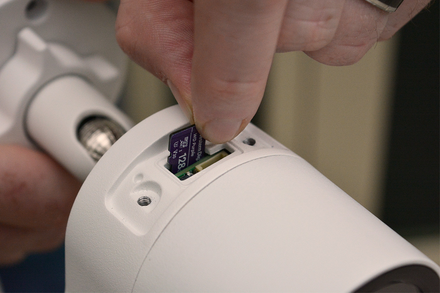 HD438 4K IR Indoor/Outdoor Mini IP Bullet Camera with True WDR