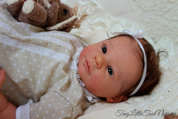 Emma Reborn Vinyl Doll Kit by Ann Timmerman 21