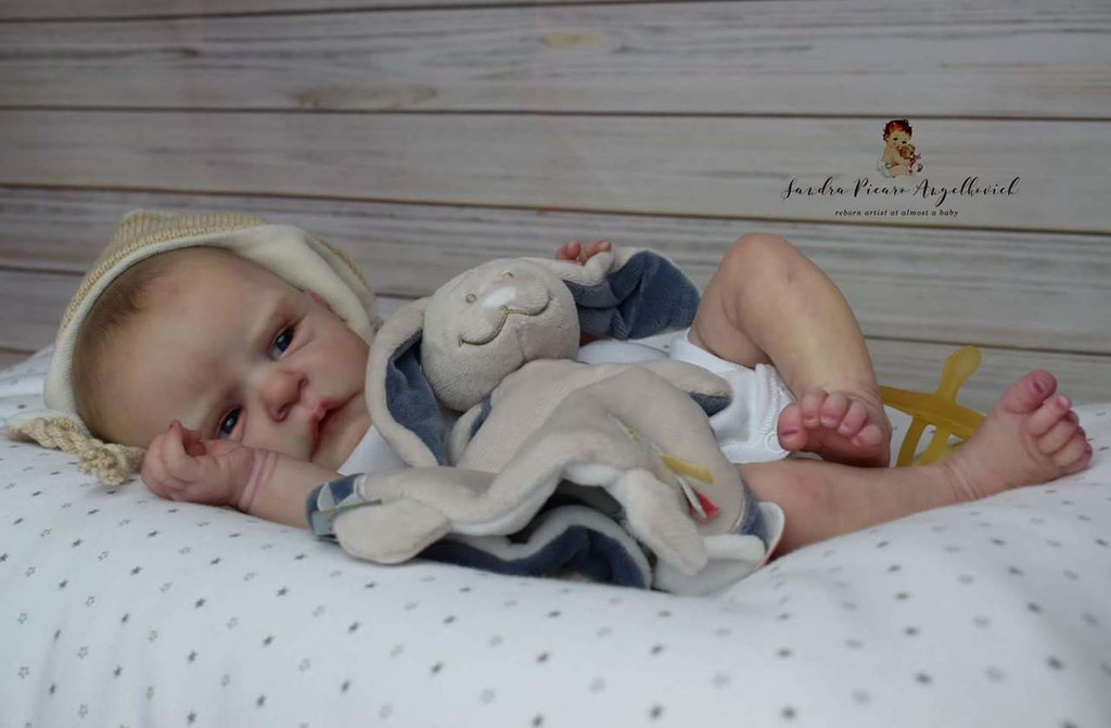 Roux Reborn Vinyl Doll Kit by Cassie Brace 18"