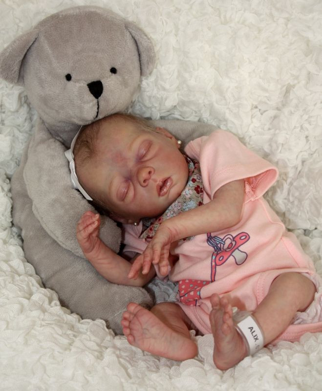 Mavie Doll Kit by Evelina Wosnjuk