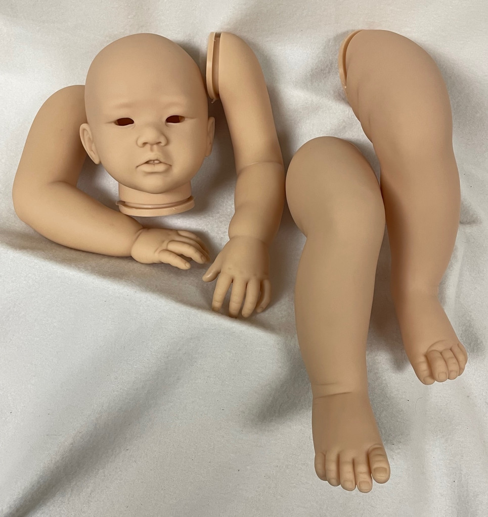 リボーンドール　amaya Amaya Reborn Vinyl Toddler Doll Kit by Conny Burke