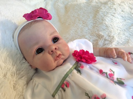 Chrissy reborn vinyl doll kit by Elly Knoops