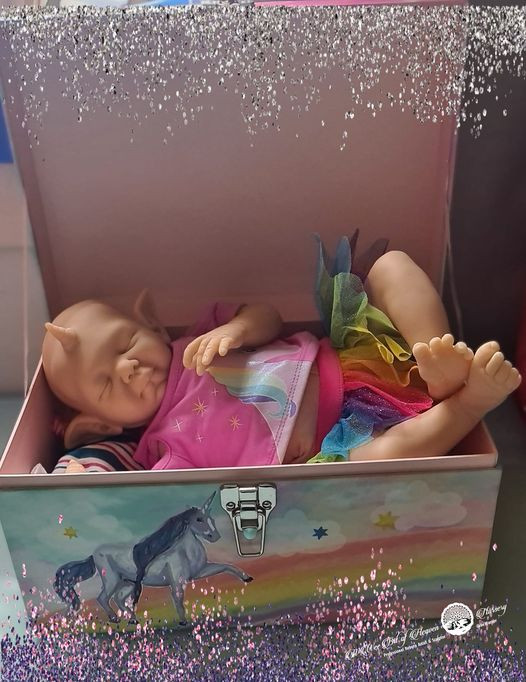 【非売品】REBORN COLORE! Hallie the Unicorn Hybrid Fantasy Reborn Vinyl Doll Kit by Jade