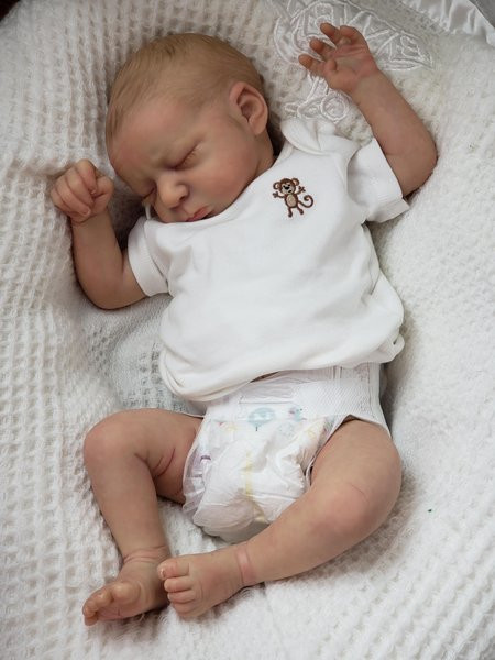 Ossie Reborn Vinyl Doll Kit by Priscila Lopez Small Limited