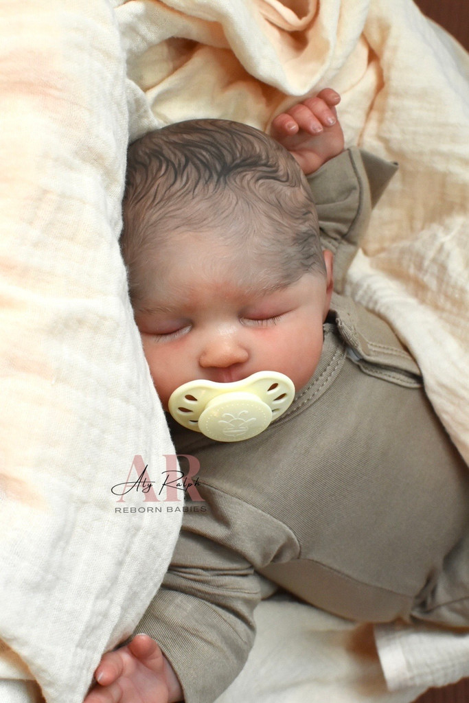 Angus/Agnes  Reborn Vinyl Doll Kit by Estibaliz Alonso 14"