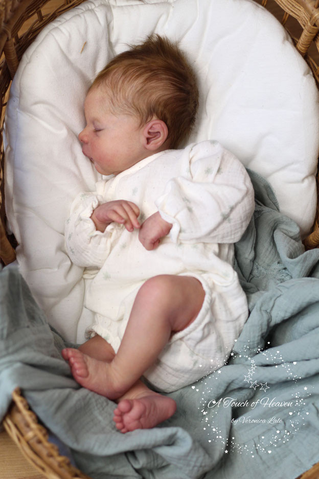 Louellle Reborn Vinyl Doll Kit by  Sabine Altenkirch 20" 