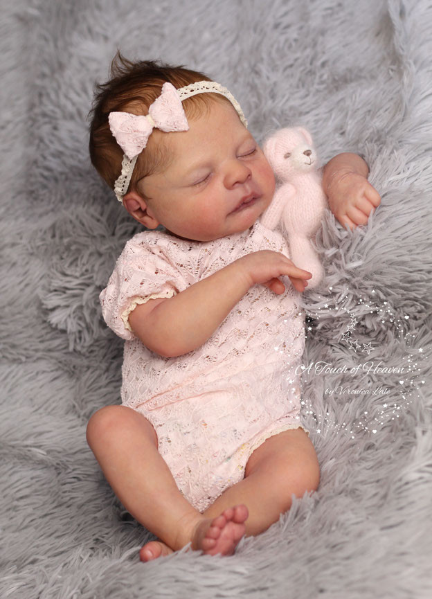 Louellle Reborn Vinyl Doll Kit by  Sabine Altenkirch 20" 