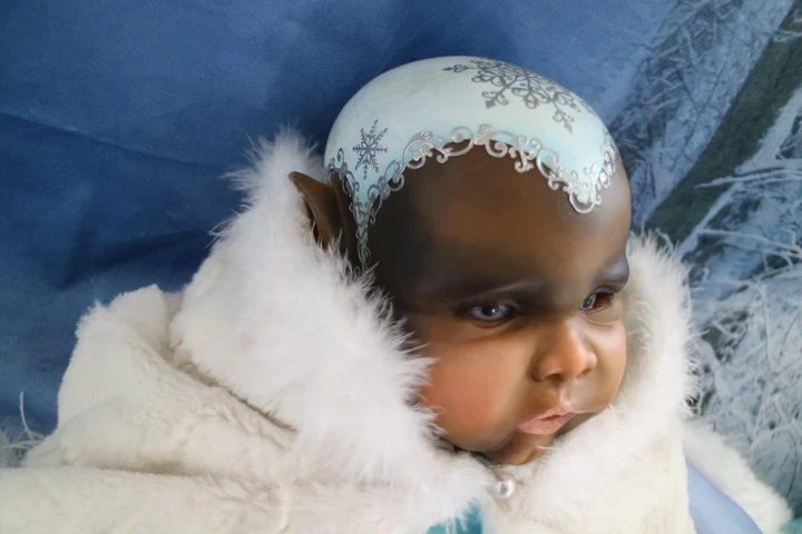 EKK Delwynn Reborn Vinyl Vampling Doll Kit by Jamie Lynn Powers 19"