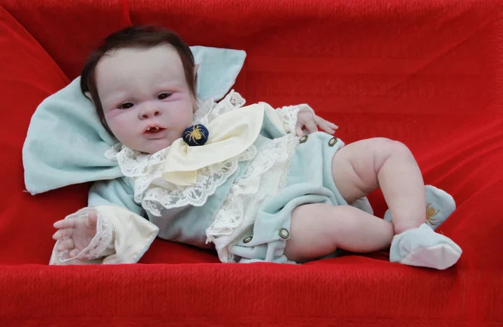 EKK Delwynn Reborn Vinyl Vampling Doll Kit by Jamie Lynn Powers 19"