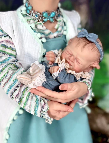 EKK Posie Manor Elf Reborn Vinyl Doll Kit by Cindy Musgrove 8"