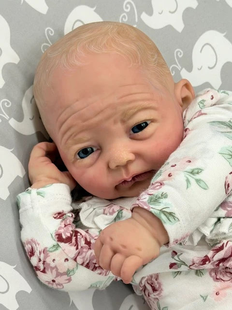 Saylor Silicone Reborn CUDDLE BABY Light Skin Tone by Ping Lau Flowers 18"
