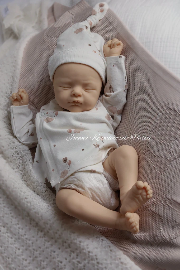 Willow Reborn Vinyl Doll Kit by Joanna Kazmierczak 