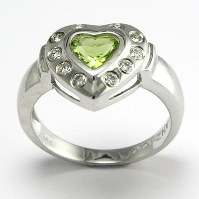 14k Gold Diamond Heart Ring R536