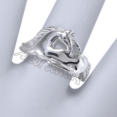 950 Platinum Unicorn Ring R1778