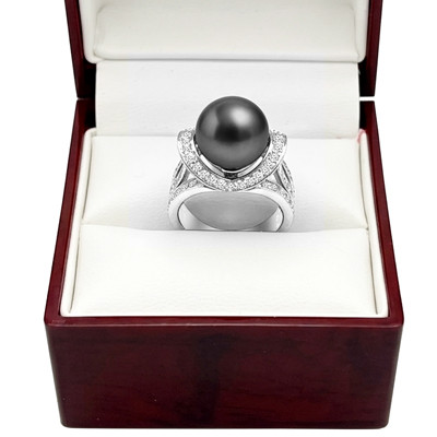 14k white  Gold Genuine Pearl and Diamond Ring #