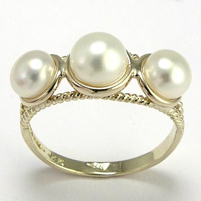 10k Gold Triple Pearl Ring R741