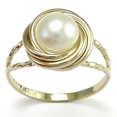 14k Pearl Love Knot Ring R779