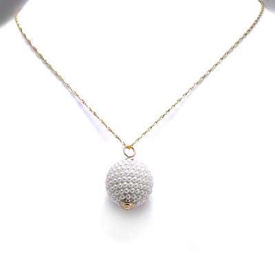 14k Gold Pearl Pendant P381