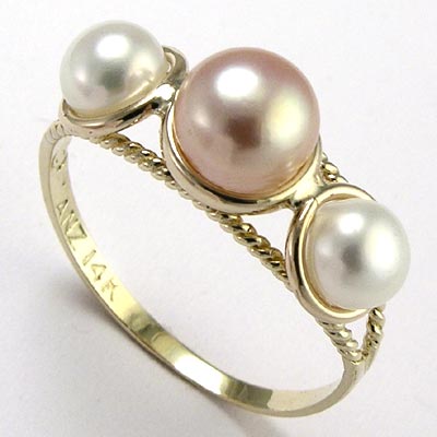 14k Gold Triple Pearl Ring R617