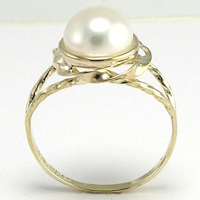 14k Gold White Pearl Ring R613
