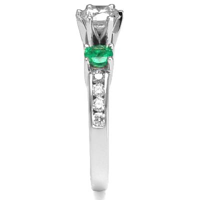 14k Gold Emerald Diamond Ring R608