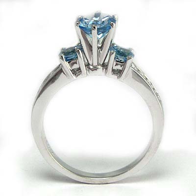 14k Gold Blue Topaz and Diamond Ring R558