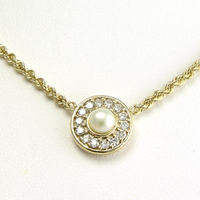 14k Diamond & Pearl Necklace N168