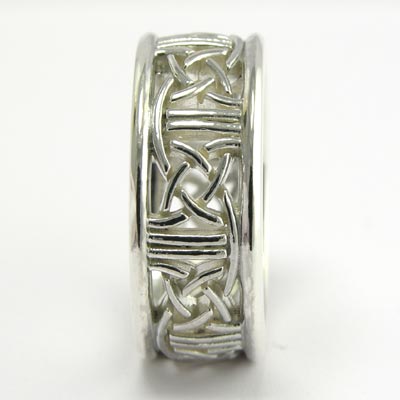 14k Gold Celtic Knot Band R490 14k Gold Celtic Knot Band R490