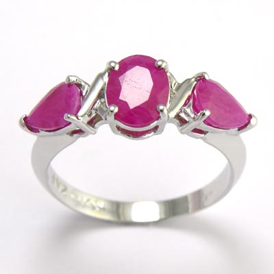 Three Stone Ruby Mother's Ring 14k gold R482