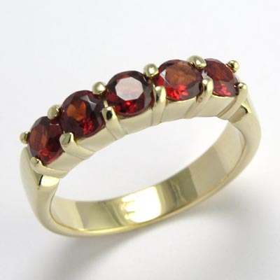 14k Gold Garnet Ring R476