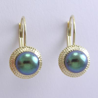 14k Gold Black Pearl Earrings E434