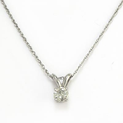 14k Gold Diamond Pendant P885