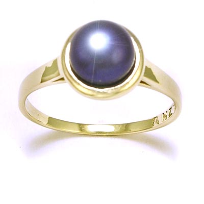 14k Gold Black Pearl Ring R135