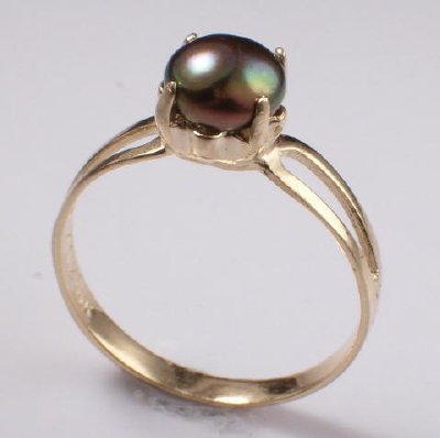 14k Gold Black Pearl Ring R158