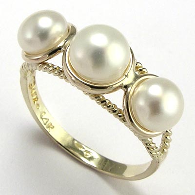 14k Gold Triple Pearl Ring R115