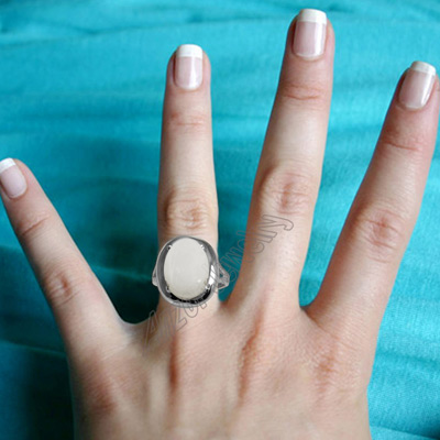 14K solid white gold Mother of Pearl Ring #R246