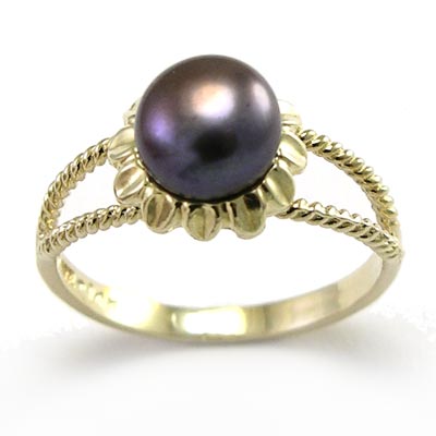 14k Gold Black Pearl Ring R238