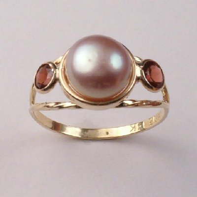 14k Gold Pearl Garnet Ring R239