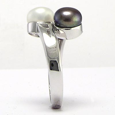 14k Solid White Gold Pearl Ring #R269