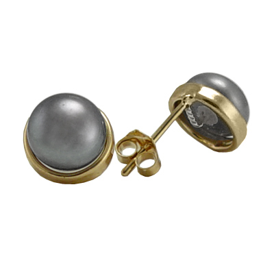 14k Gold Black Pearl Studs E206