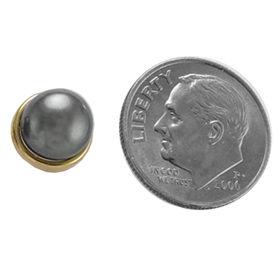 14k Gold Black Pearl Studs E206