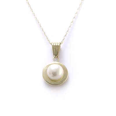 14k Yellow Gold Pearl Pendant p336