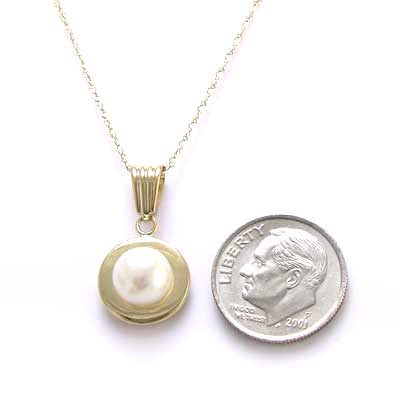 14k Yellow Gold Pearl Pendant p336