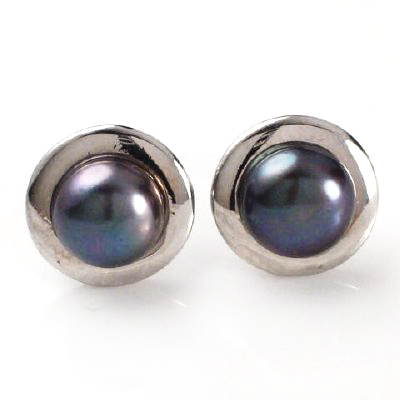 14k White Gold Pearl Earrings E309