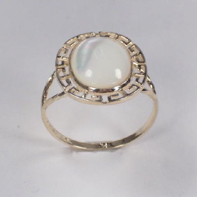 14k Gold Oval Mother of Pearl Set S122