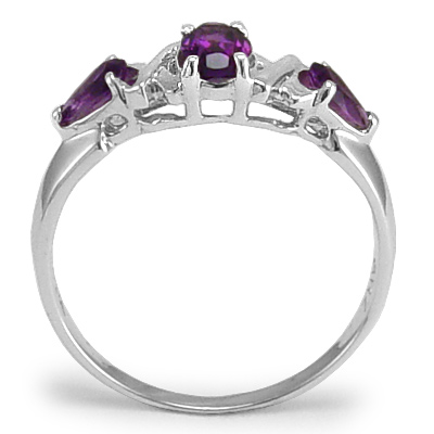 Mother's ring Three Stone Amethyst 14k R408